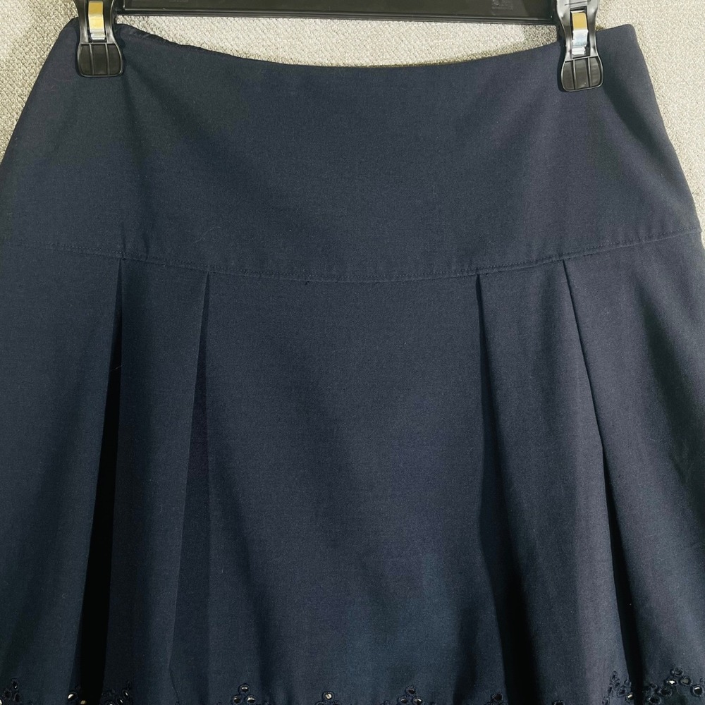 Ann Taylor Skirt Womens 6P Navy Blue Eyelet Hem Pleated Knee Length Career - Picture 7 of 14